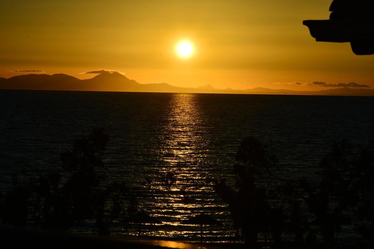 Sea View Luxury Apartment ปลาตาเรีย ภายนอก รูปภาพ