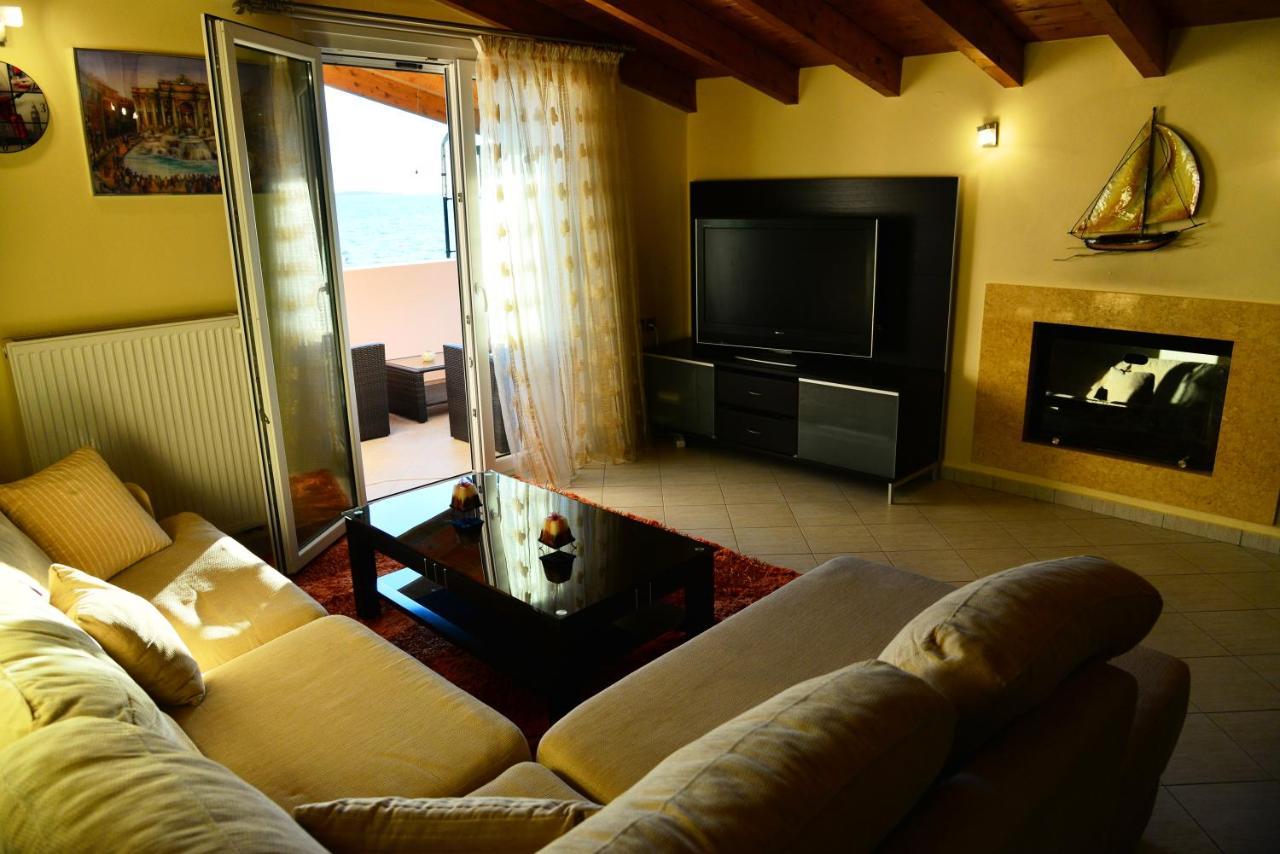Sea View Luxury Apartment ปลาตาเรีย ภายนอก รูปภาพ